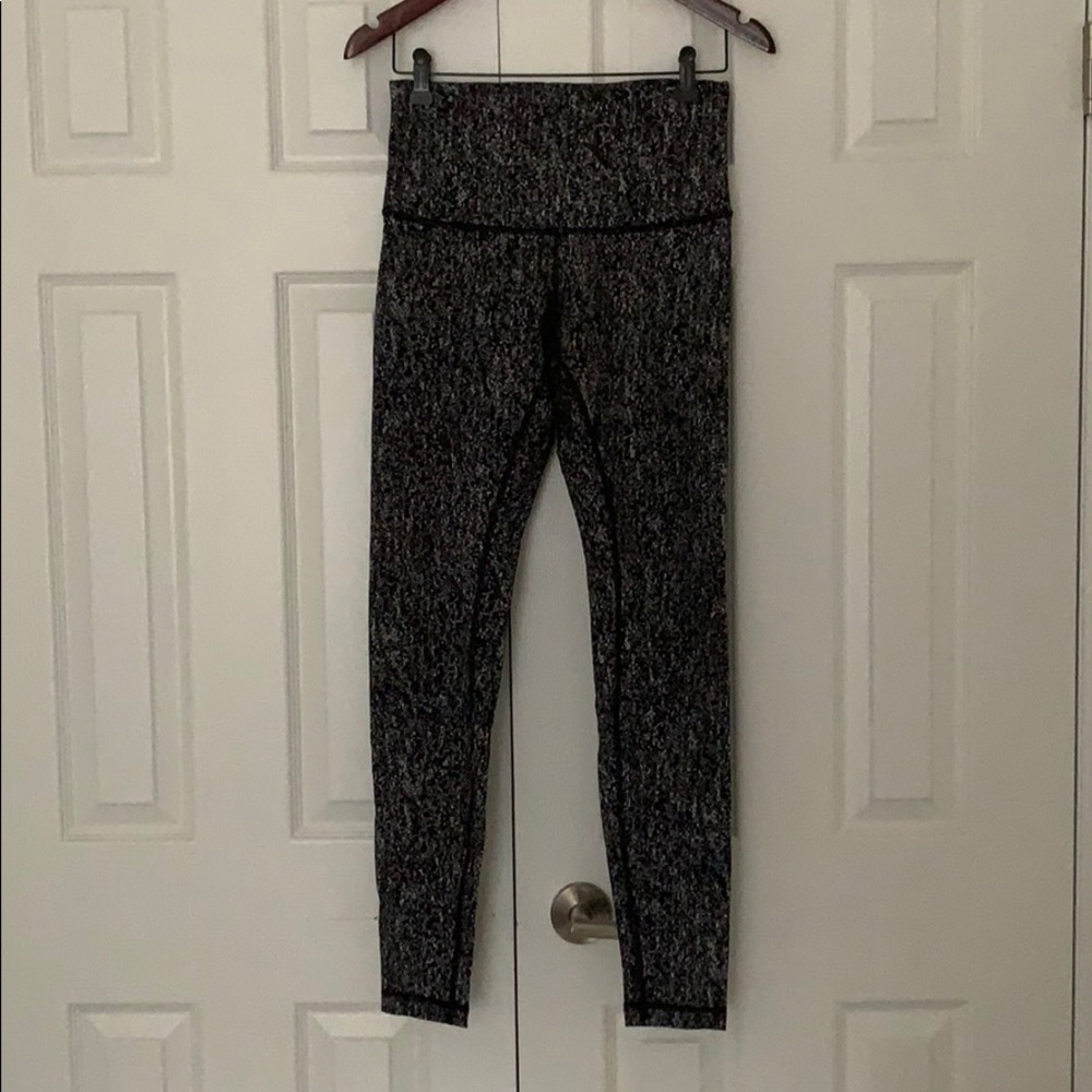 SOLD Lululemon full length black and white tights